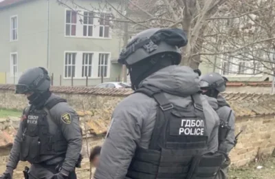 ГДБОП удари в Пловдив: 58-годишен арестуван с половин кило марихуана, пистолет и 50 патрона