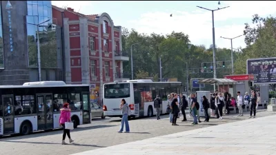 Пловдив готви безплатен транспорт за всички ученици до дипломиране