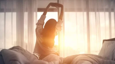 Митът за ставането в 5 сутринта: Науката казва кога това вреди