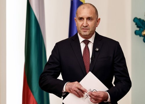 Радев оставя Кандев начело в МВР и предупреждава: Предстои ни много тежка битка