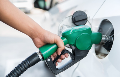 Горивата в Европа излитат: Бензинът в Германия мина 2 евро, Гърция готви таван на цените