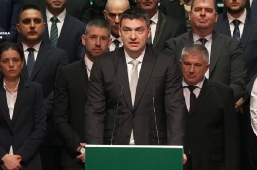 Владимир Николов към студентите: &bdquo;Вашето място е тук&ldquo; &ndash; битка за младите и срещу отлива на хора