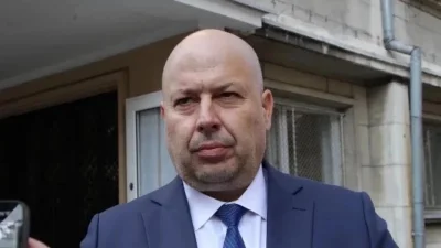 Нов протест пред МВР: Граждани искат отстраняването на Васил Костадинов