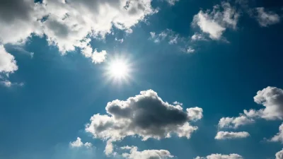 Слънце в Пловдив с леко заоблачаване в Пловдив