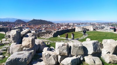 Слънце и 15&deg; в Пловдив: Денят започва с 0&deg;, валежи не се очакват