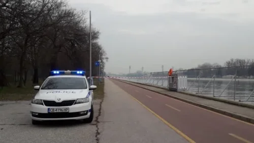 Тяло на 28-годишен мъж е открито в горичката край Гребната база в Пловдив
