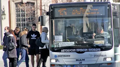 Пловдив чака автобуса: 46% искат повече курсове, недоволството не спира