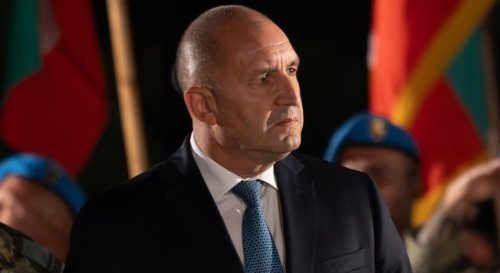 Румен Радев: Хората започват да преодоляват страха от олигарсите и деребеите