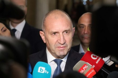 Радев с поздрав за Гергьовден: Да съхраним българския дух и воинските традиции