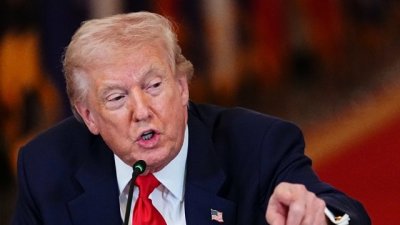 Тръмп: Още държави пращат военни кораби към Ормузкия проток