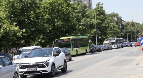 Ремонтът на бул. &bdquo;Копривщица&ldquo; тръгна: Пловдив се готви за нови задръствания между прелезите
