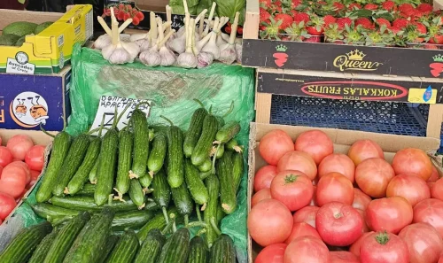 Пазарът в България пак излиза по-скъп: Същата кошница е по-евтина в Гърция