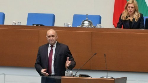 Радев в парламента: България ще заяви резерви към 21-вия пакет санкции срещу Русия