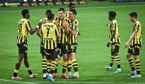 &bdquo;Бангаранга&ldquo; на Евровизия и 5:0 във Варна: Дара и Ботев направиха нощ, която рядко се вижда