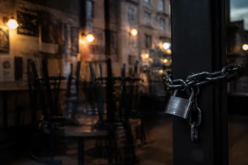Rock Bar Download в Пловдив затваря на „Лейди Странгфорд“ 5