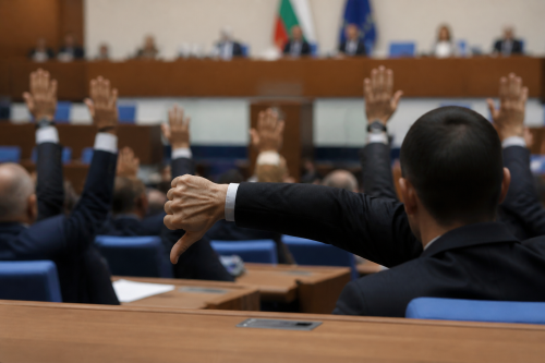 Парламентът прие мерки срещу „делата шамари“ – „Възраждане“ гласува против