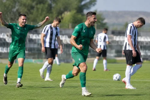 Секирово обърна Локо Пд II с 5:3 и взе първа победа