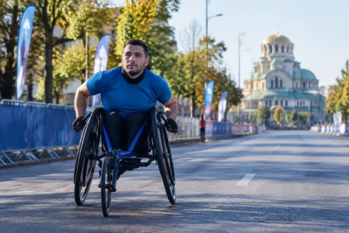 Кристиян Вълев с ДЦП гони 21 км на Софийския маратон