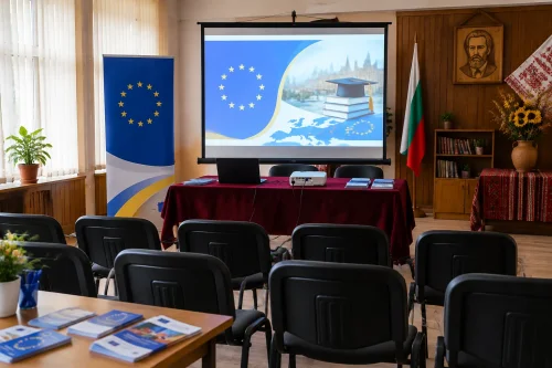 ОИЦ-Пловдив разясни в Бенковски как училищата кандидатстват по „Еразъм+“