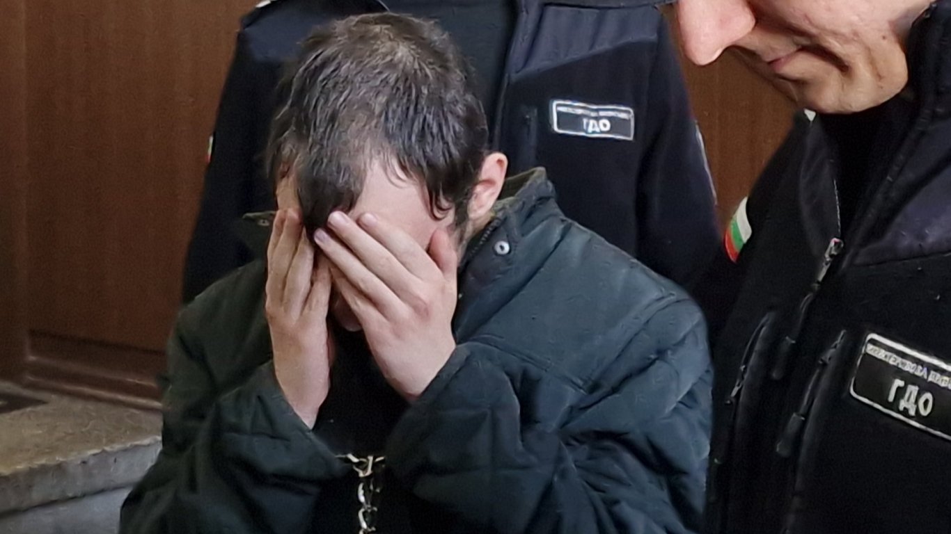 Окръжният съд в Пловдив ще решава съдбата на Мартин за убийството на баща му