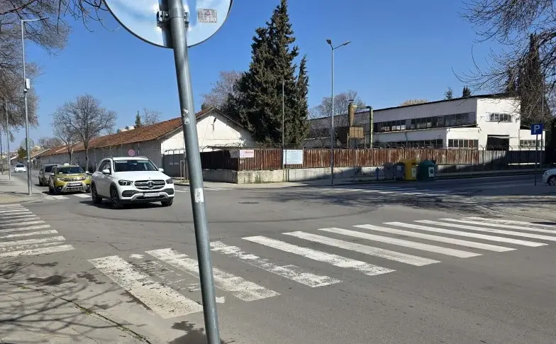 Светофар за опасно кръстовище в Пловдив: Три фирми влязоха в надпреварата