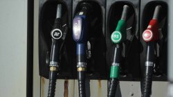 Увеличение на цените на горивата: Дизелът с ръст от 37% спрямо февруари