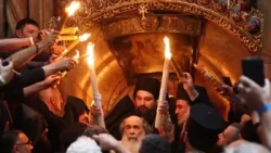 Великден в Пловдив: Откъде да вземете Благодатния огън и важните литургии