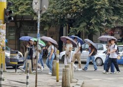 Пловдив тръгва със слънце, но идват превалявания: Гръмотевици и риск от градушки в страната