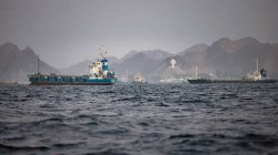 Оман отхвърля идеята за въвеждане на такси за транзит през Ормузкия проток
