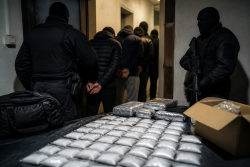 МВР-Пловдив задържа шестима при доставка на над 1000 дози фентанил