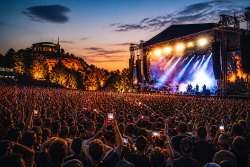 Пловдив събра 120 000 на Phillgood и Hills of Rock
