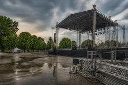 Stage Park Plovdiv отменя събития и се завръща напролет