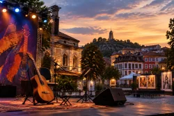 GuitArt X превръща Пловдив в китарна сцена за 4 дни