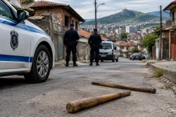 Полицията глоби двама в Асеновград по 200 евро за бухалки